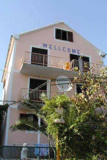 Villa Welcome - Rooms & Apartments Hvar