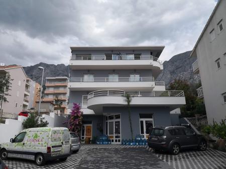Apartments Makarska