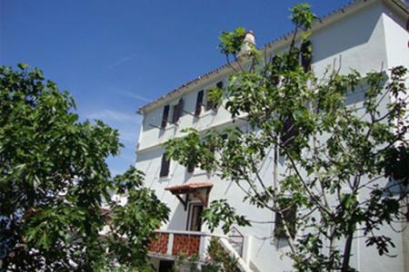 Apartmani Feruccio, Beli