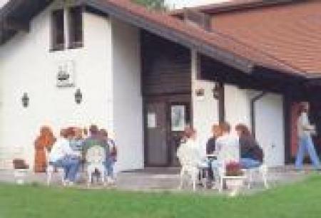 Sande Kro& >Hotell as