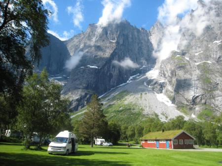 Trollveggen camping AS