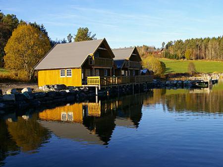 Nesøya Brygge og Hytteutleie