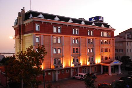 Otel Pelikan