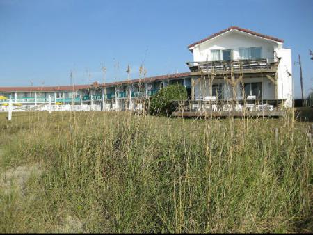 Hotel Seahawk Inn & Villas