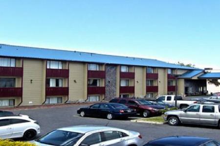 Kennewick Inn & Suites