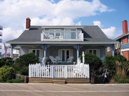 An Inn On the Ocean