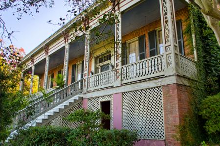 The Corners Mansion Inn - A Bed and Breakfast