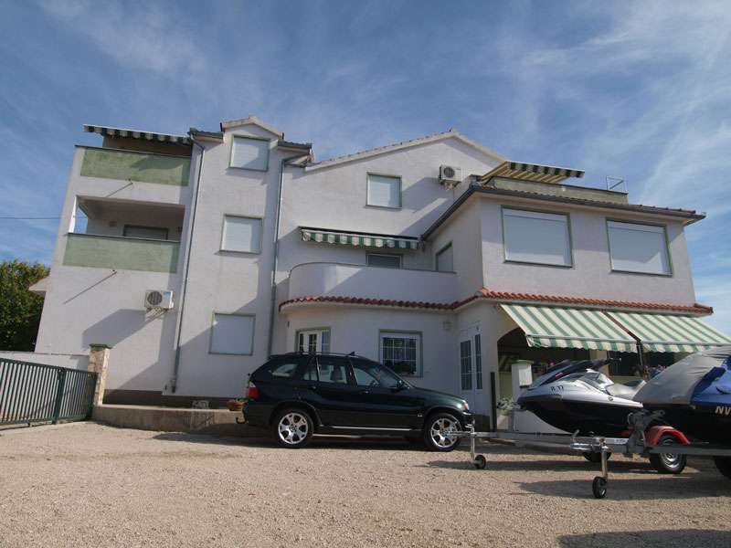 Apartman 79