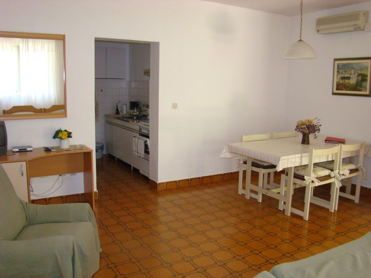 30-3083-14027.jpg