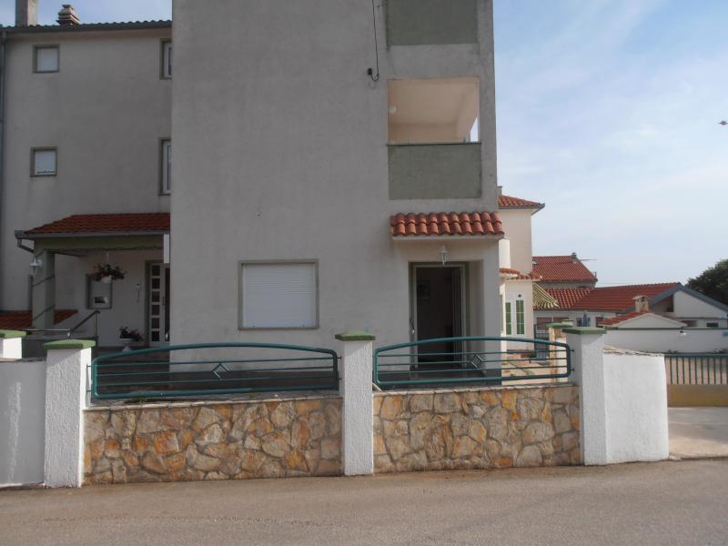 P5220033 (1).JPG