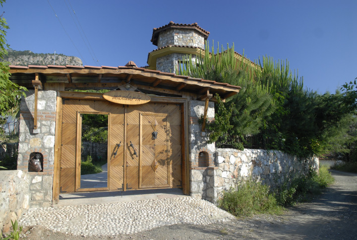 gallery04.jpg